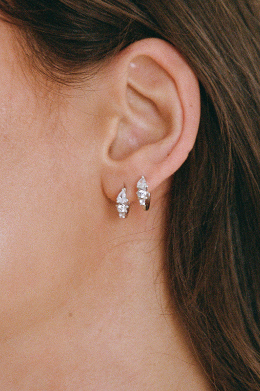 Heirloom Huggies | Silver/Clear