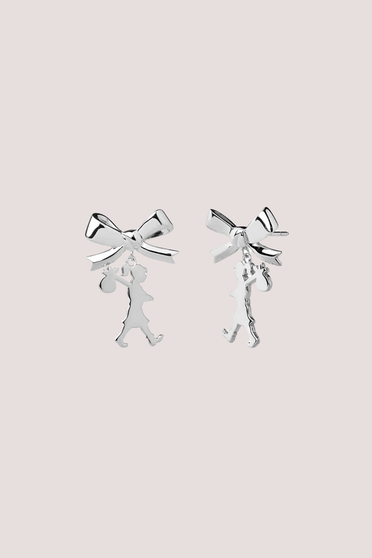 Girl With The Bow Earrings | Silver